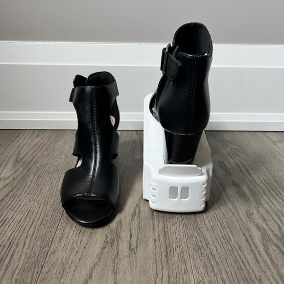 Clarks Deva Heidi Black Leather Heeled Sandals. Size 8. NWT - Picture 4 of 5